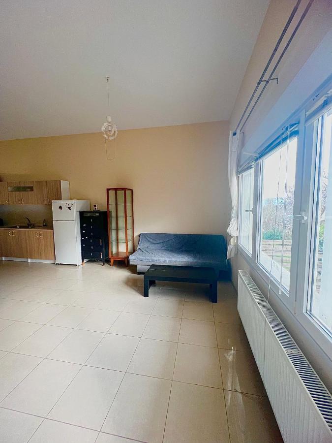 Kalamitsa Apartment By The Beach Kavala Exterior foto